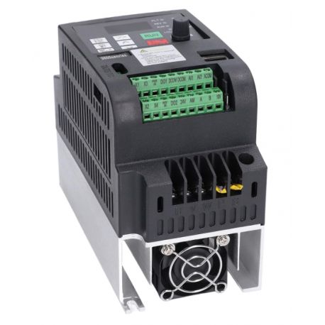 Variateur de vitesse mono/tri pour moteur triphasé 0,75kW 220/380V 4A IP20 - Alimentation 220V